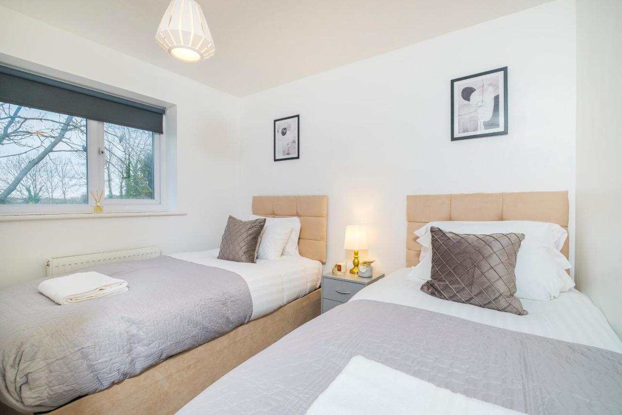 Beautiful 3 Bed House With Amazing Views In Dartford, Kent Daire Dış mekan fotoğraf