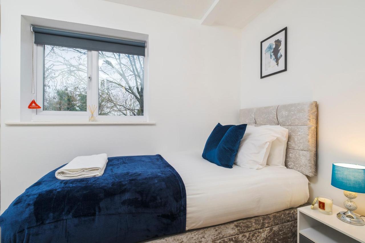 Beautiful 3 Bed House With Amazing Views In Dartford, Kent Daire Dış mekan fotoğraf