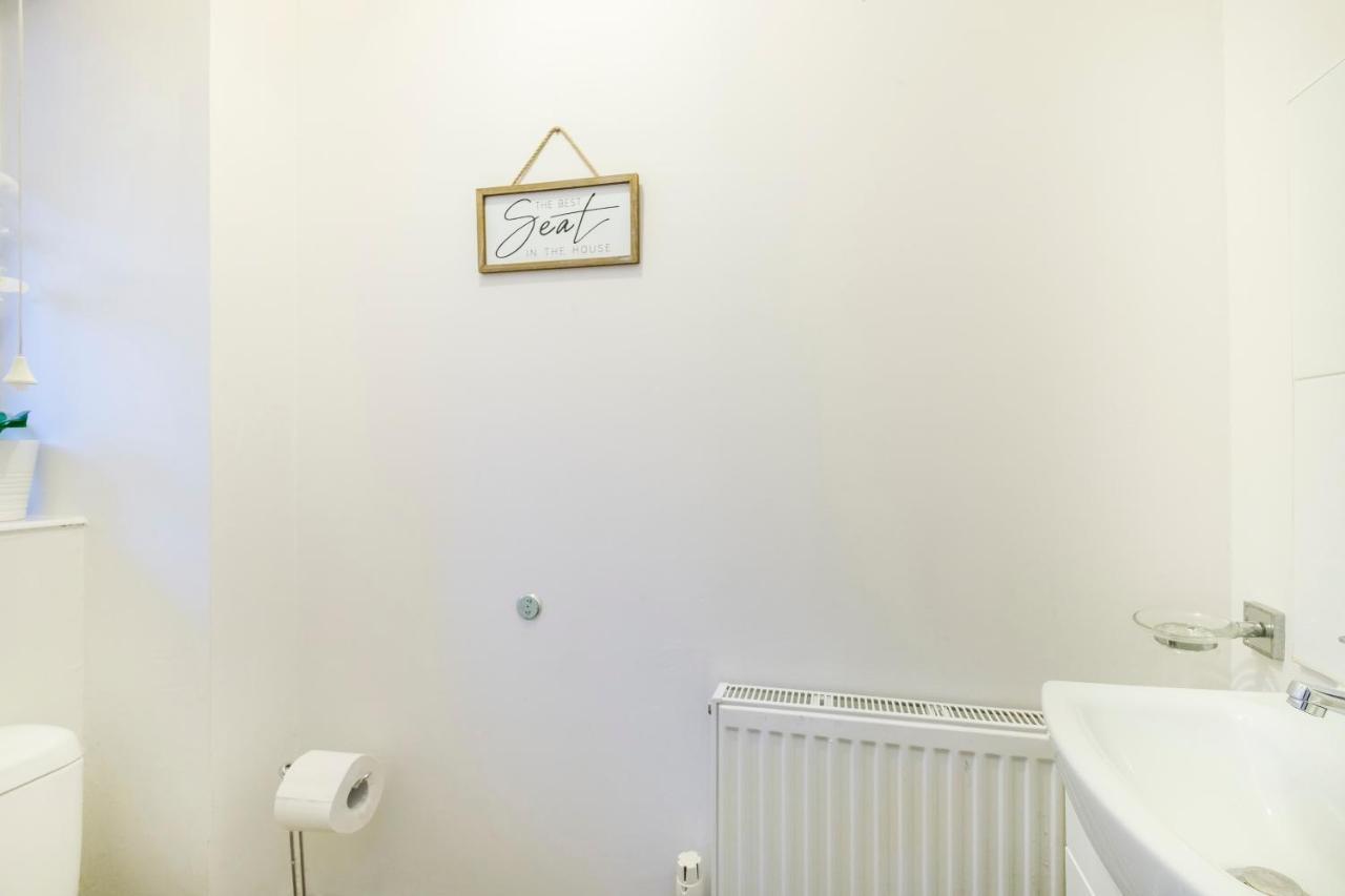 Beautiful 3 Bed House With Amazing Views In Dartford, Kent Daire Dış mekan fotoğraf